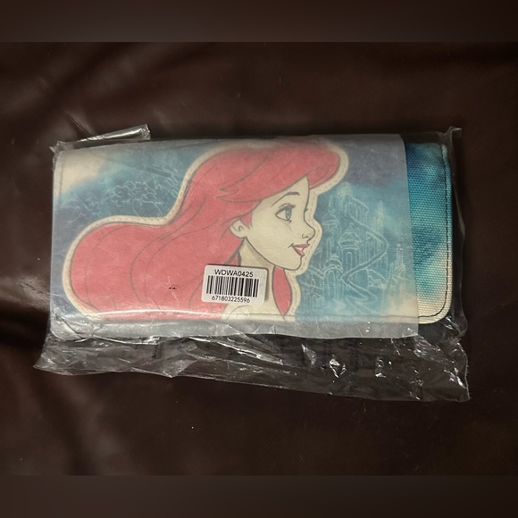 NWT Loungefly x Disney Ariel Full Size Wallet - Picture 2 of 7